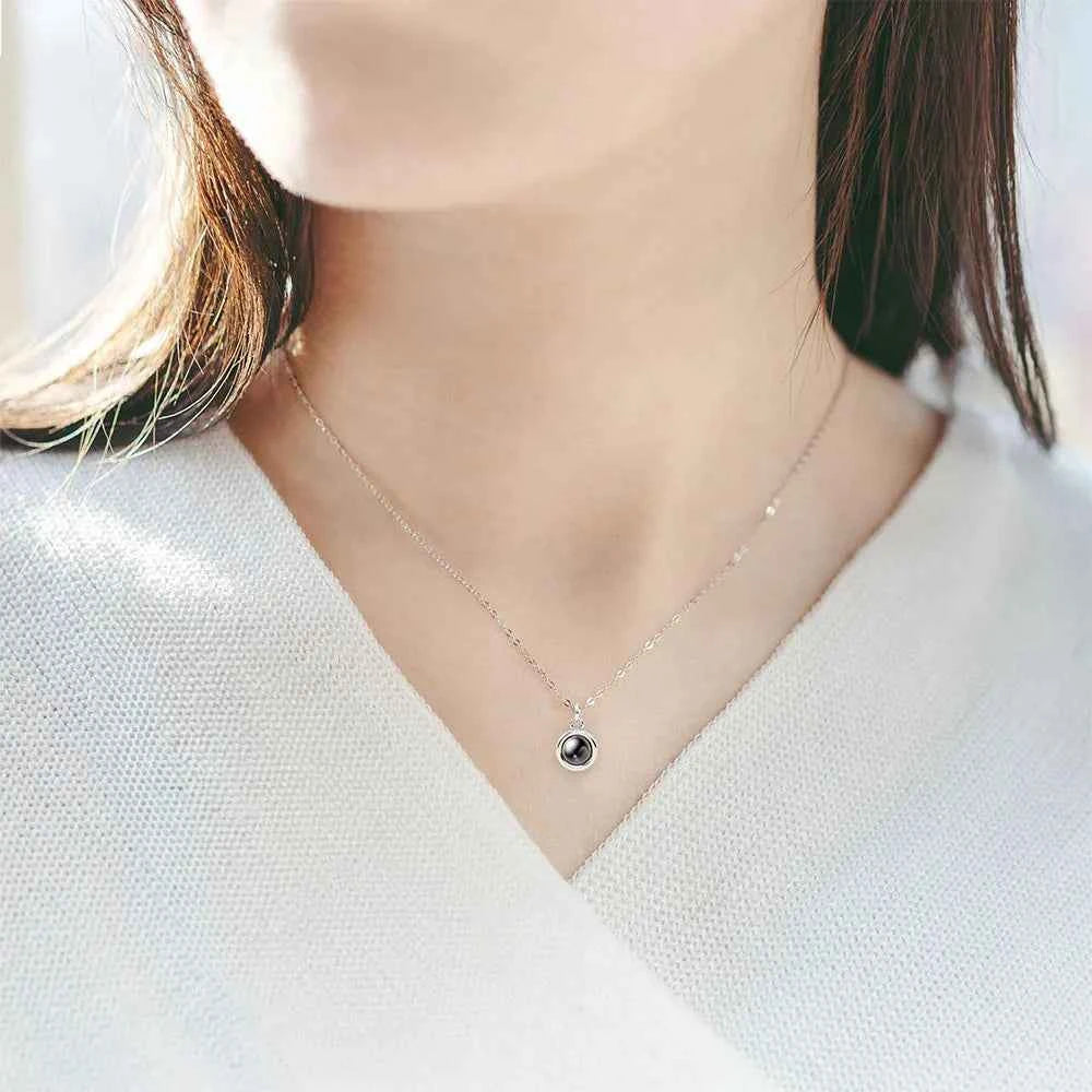 Custom Eye Necklace - Personalized Charm for Unique Style